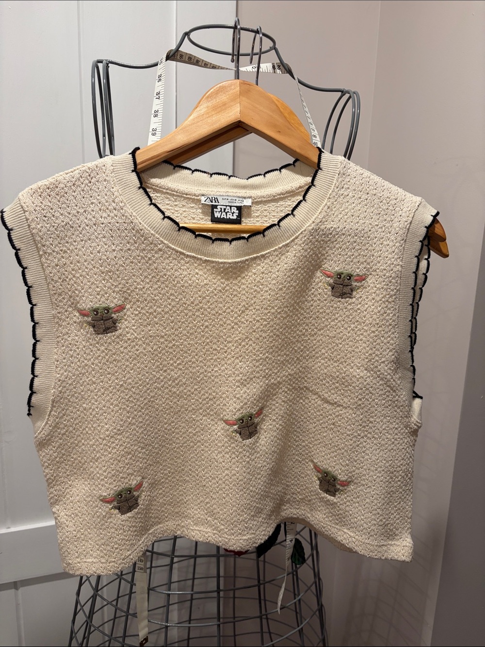 Zara Cream Knit Sleeveless Vest with Baby Yoda Embroidery star was